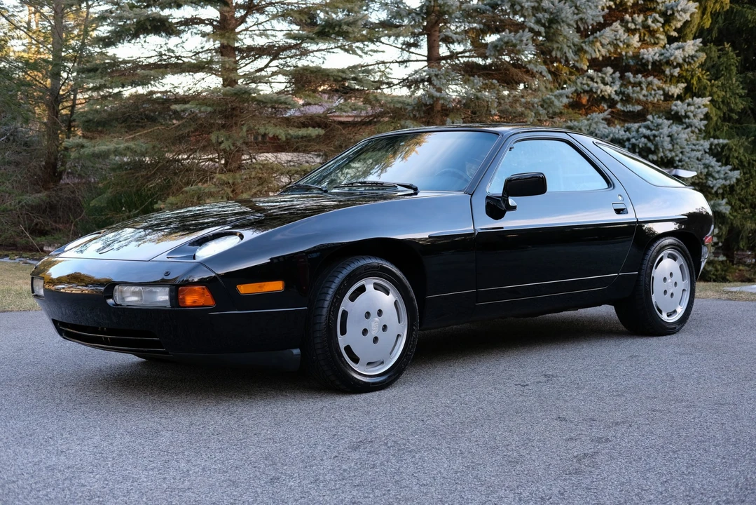 1987 Porsche 928 S4 - Image 7 of 31