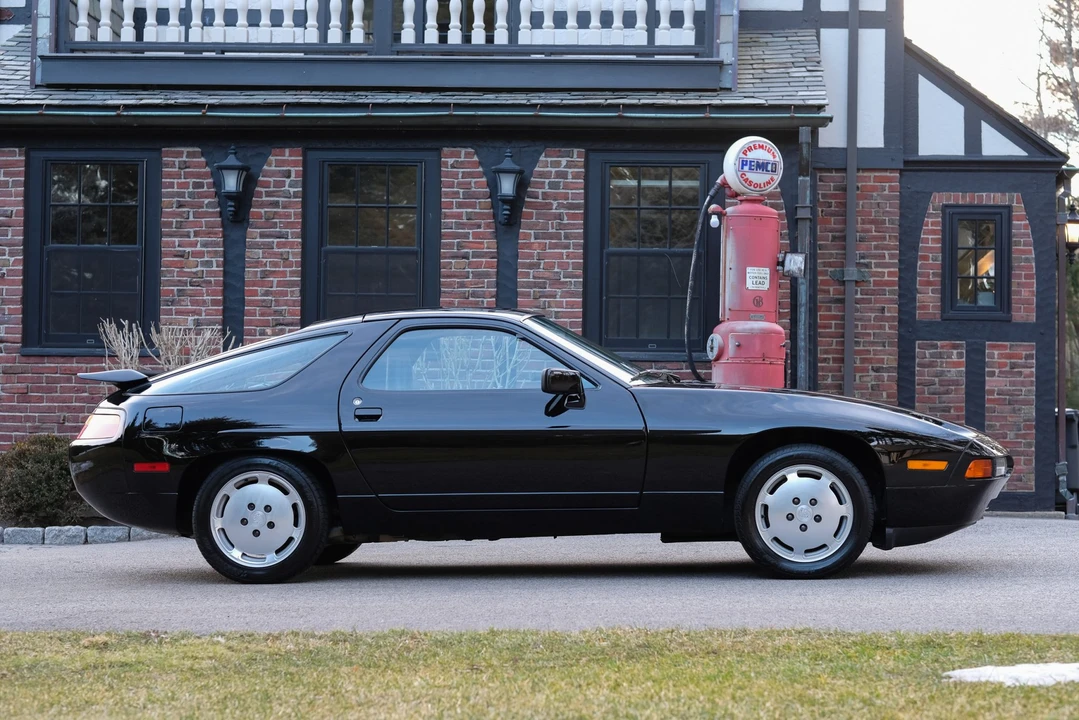 1987 Porsche 928 S4 - Image 26 of 31