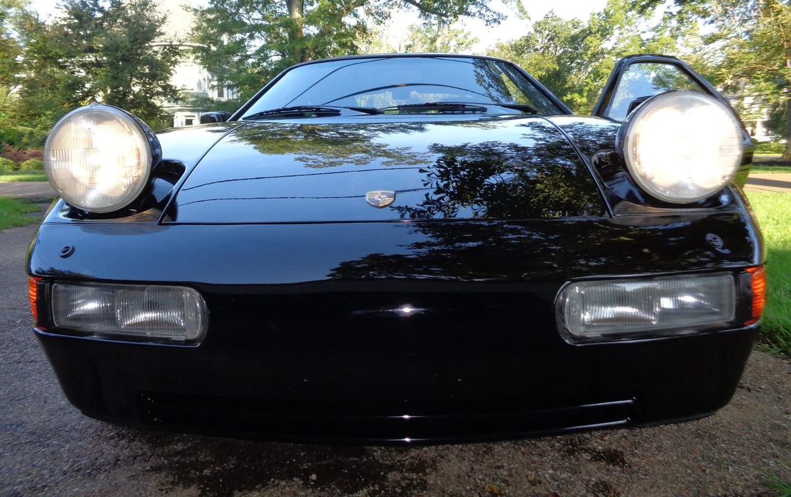 1987 Porsche 928 S4 - Image 4 of 31