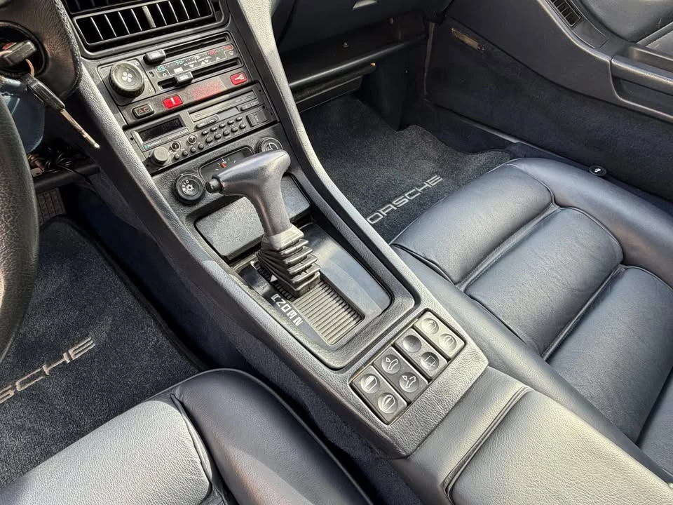 1987 Porsche 928 S4 - Image 17 of 20