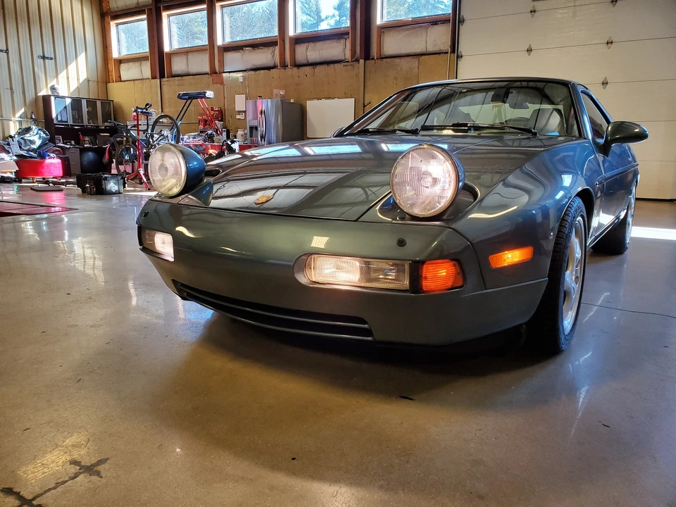 1987 Porsche 928 S4 - Image 2 of 31