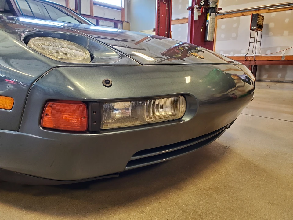 1987 Porsche 928 S4 - Image 13 of 31