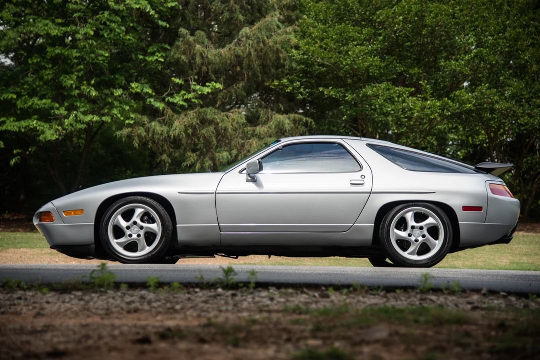1987 Porsche 928 S4 - Image 6 of 31