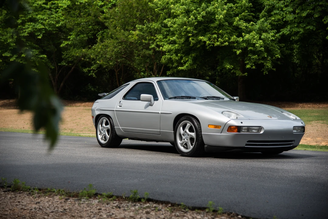 1987 Porsche 928 S4 - Image 16 of 31