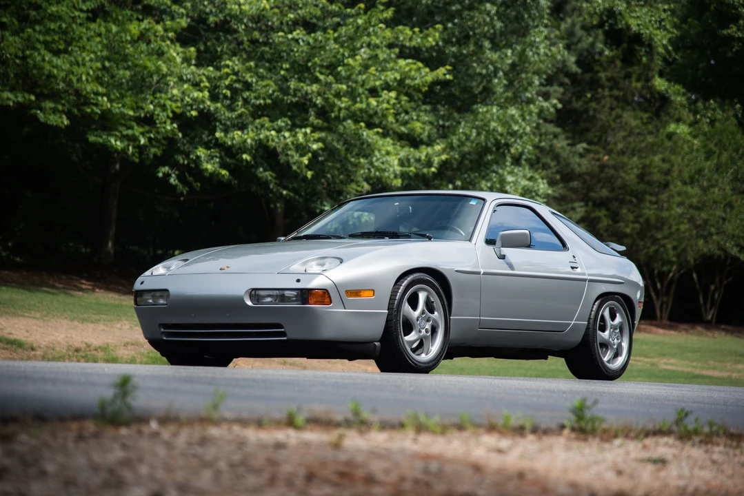 1987 Porsche 928 S4 - Image 2 of 31