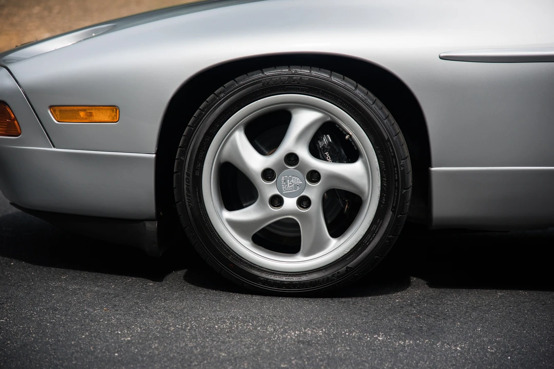 1987 Porsche 928 S4 - Image 26 of 31