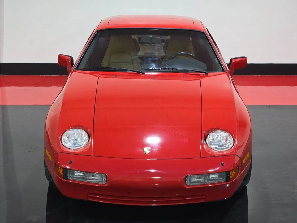 1987 Porsche 928 S4 - Image 8 of 12
