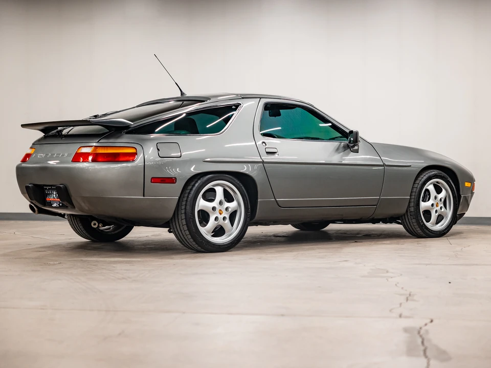1987 Porsche 928 S4 - Image 30 of 31