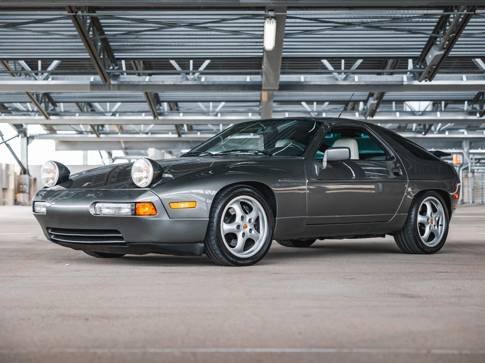 1987 Porsche 928 S4 - Image 16 of 31