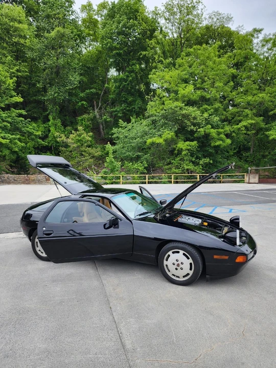1987 Porsche 928 S4 - Image 16 of 31