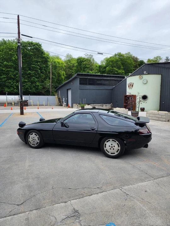 1987 Porsche 928 S4 - Image 7 of 31