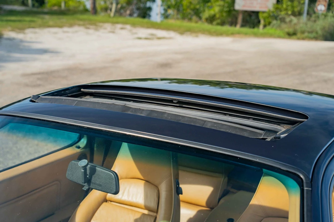 1987 Porsche 928 S4 - Image 22 of 31