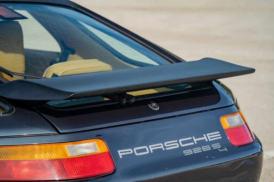 1987 Porsche 928 S4 - Image 25 of 31