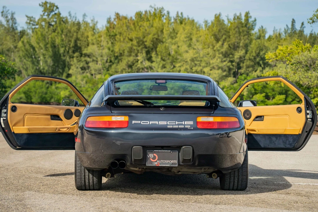 1987 Porsche 928 S4 - Image 30 of 31