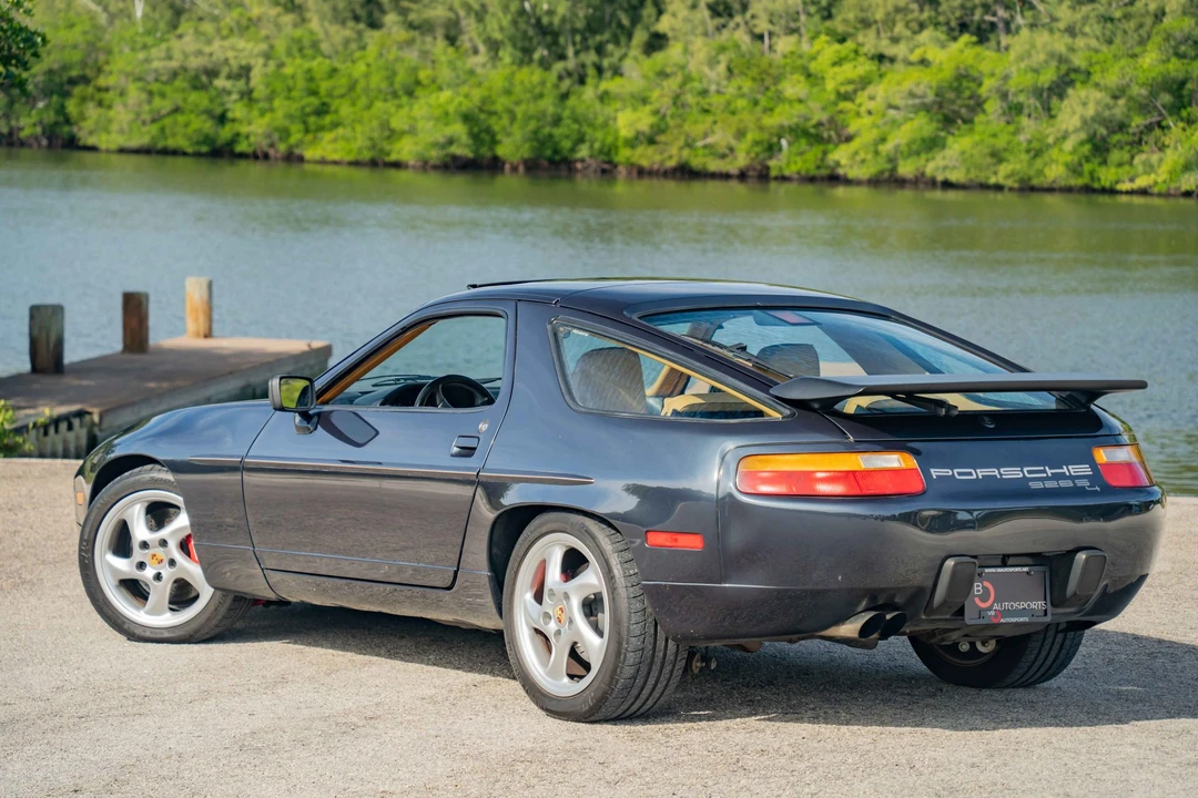 1987 Porsche 928 S4 - Image 5 of 31