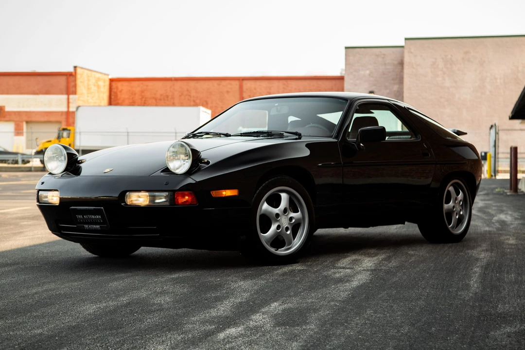 1987 Porsche 928 S4 - Image 10 of 31