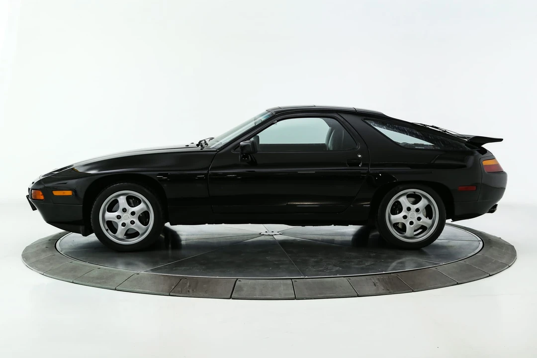 1987 Porsche 928 S4 - Image 12 of 31