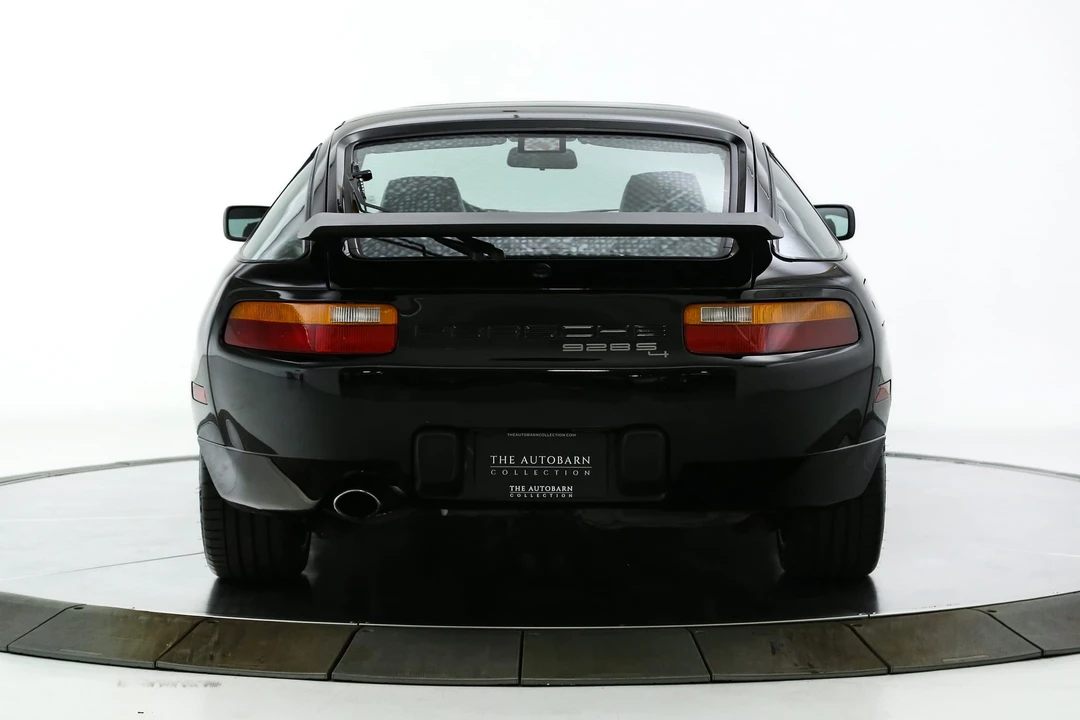 1987 Porsche 928 S4 - Image 14 of 31
