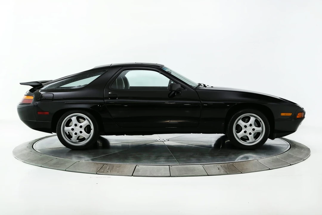 1987 Porsche 928 S4 - Image 16 of 31