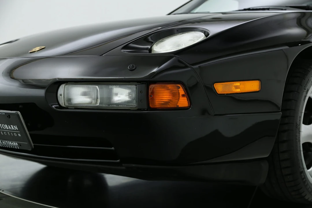 1987 Porsche 928 S4 - Image 30 of 31