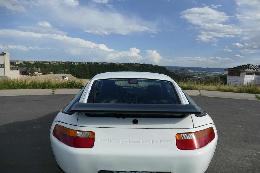 1987 Porsche 928 S4 - Image 4 of 31
