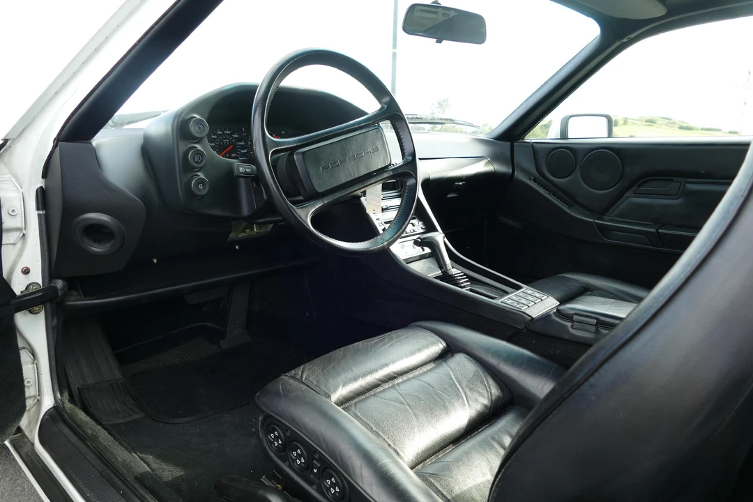1987 Porsche 928 S4 - Image 16 of 31