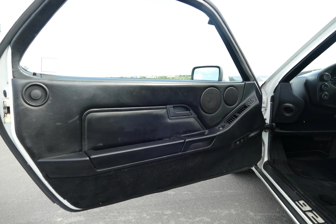 1987 Porsche 928 S4 - Image 30 of 31