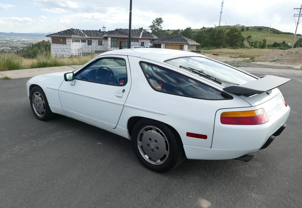 1987 Porsche 928 S4 - Image 2 of 31