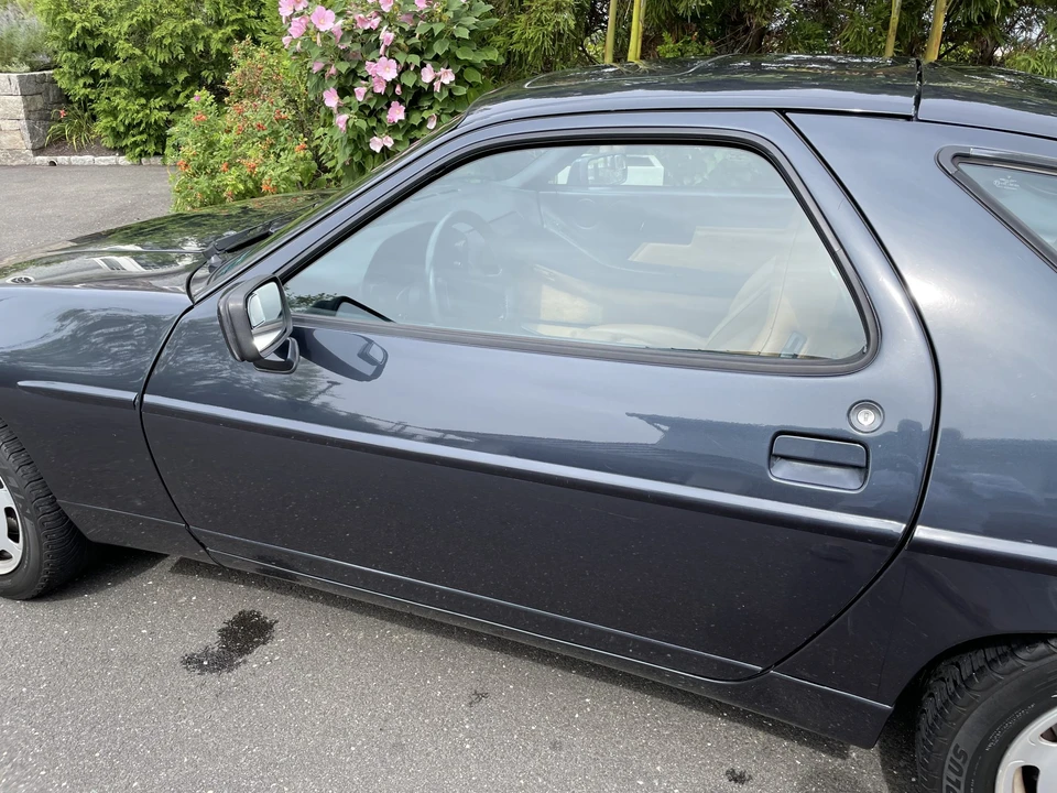 1987 Porsche 928 S4 - Image 11 of 31