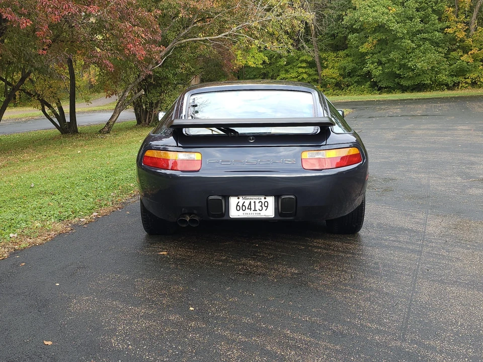 1987 Porsche 928 S4 - Image 28 of 31