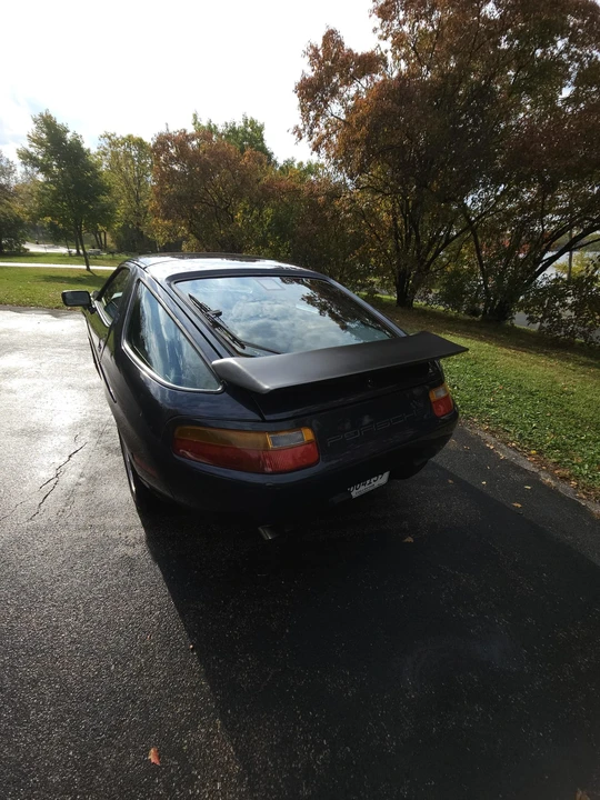 1987 Porsche 928 S4 - Image 13 of 31