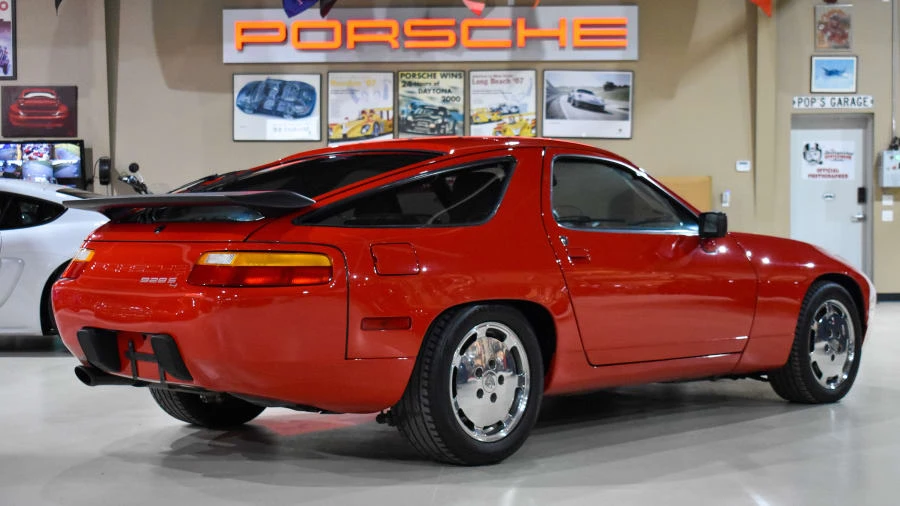 1987 Porsche 928 S4 - Image 9 of 17
