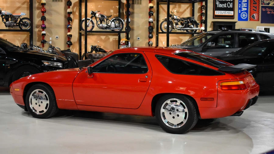 1987 Porsche 928 S4 - Image 10 of 17