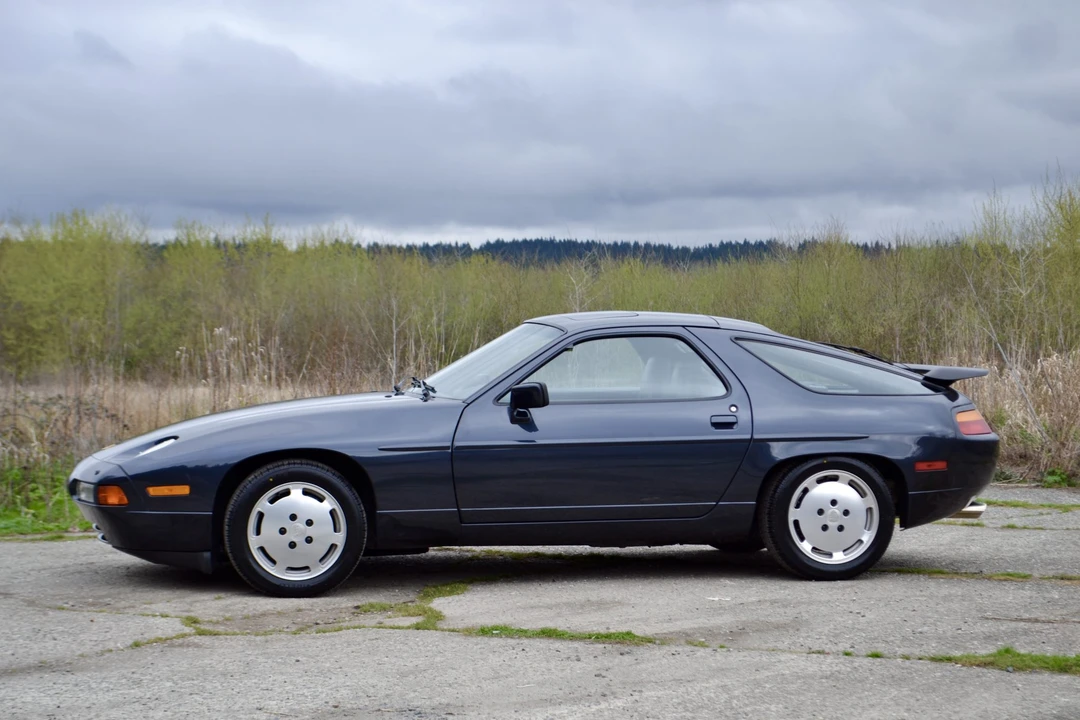 1987 Porsche 928 S4 - Image 8 of 31