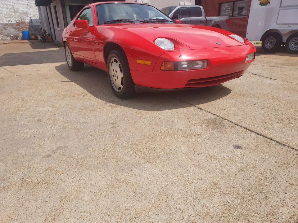 1987 Porsche 928 S4 - Image 4 of 31