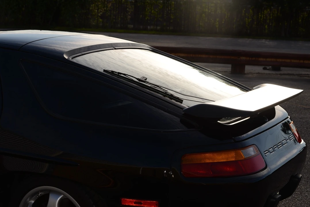 1987 Porsche 928 S4 - Image 28 of 31