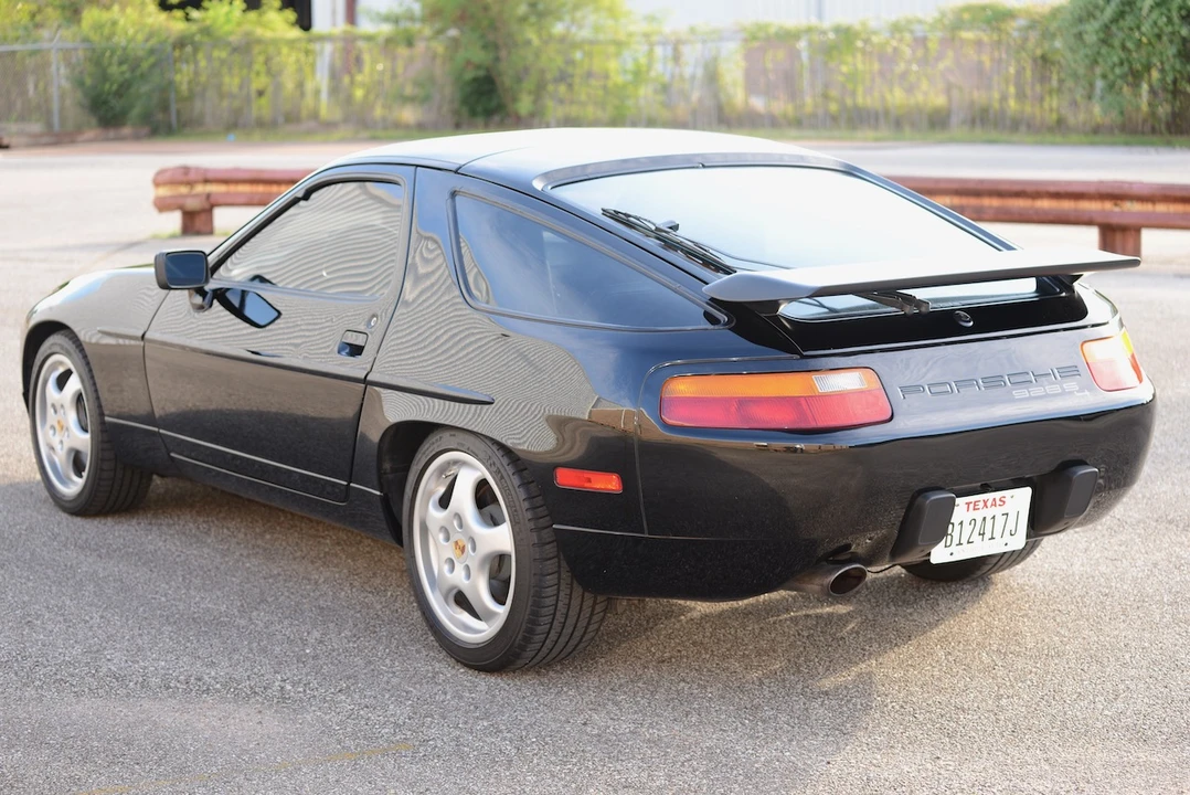 1987 Porsche 928 S4 - Image 12 of 31