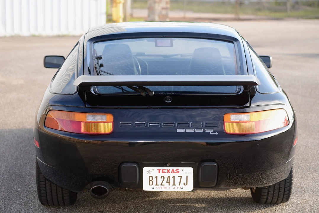 1987 Porsche 928 S4 - Image 13 of 31