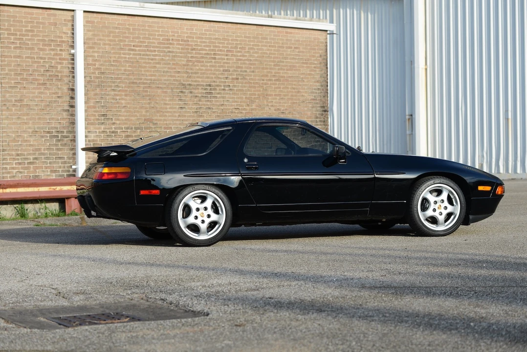 1987 Porsche 928 S4 - Image 15 of 31