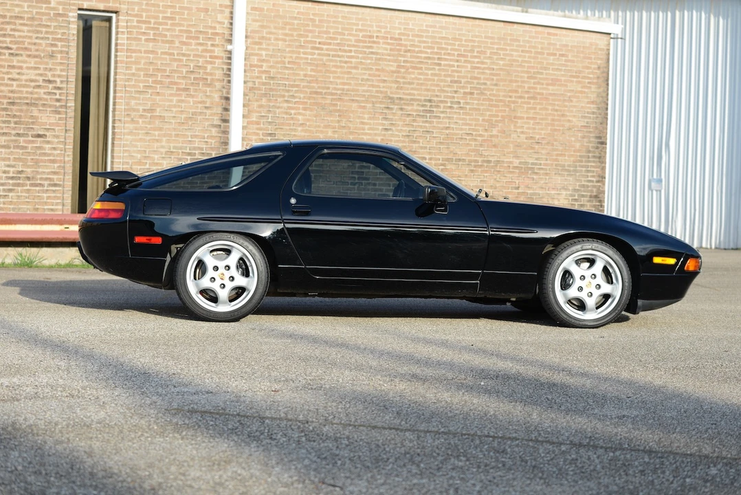 1987 Porsche 928 S4 - Image 16 of 31
