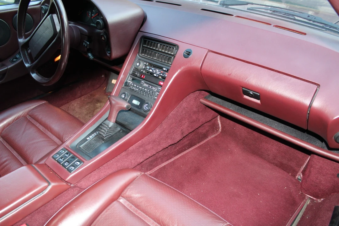 1987 Porsche 928 S4 - Image 25 of 31