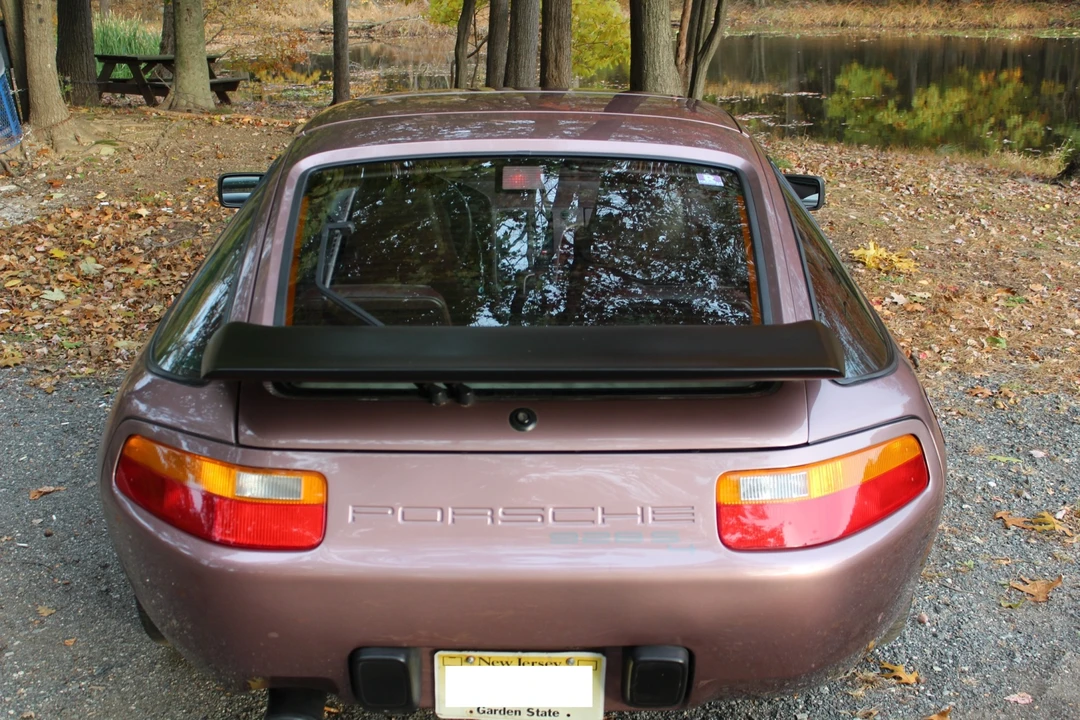 1987 Porsche 928 S4 - Image 9 of 31