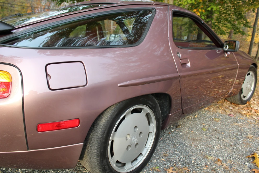 1987 Porsche 928 S4 - Image 16 of 31