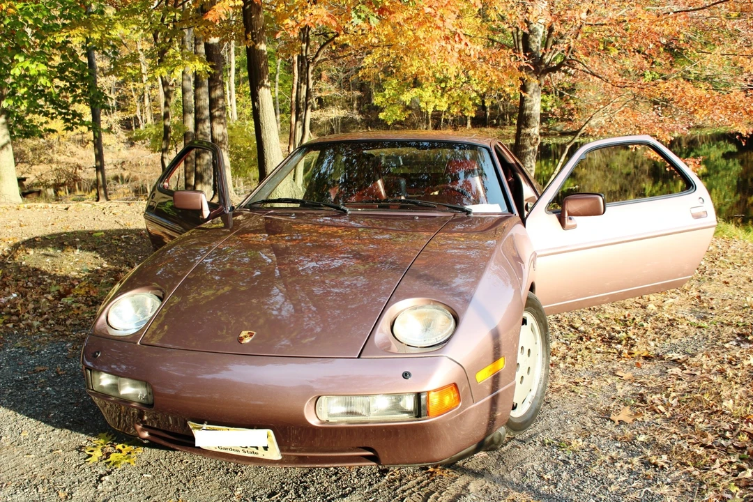 1987 Porsche 928 S4 - Image 19 of 31