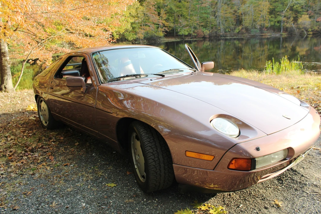 1987 Porsche 928 S4 - Image 2 of 31