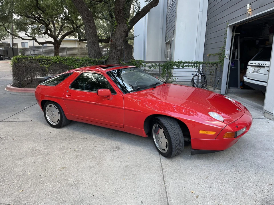 1987 Porsche 928 S4 - Image 9 of 31