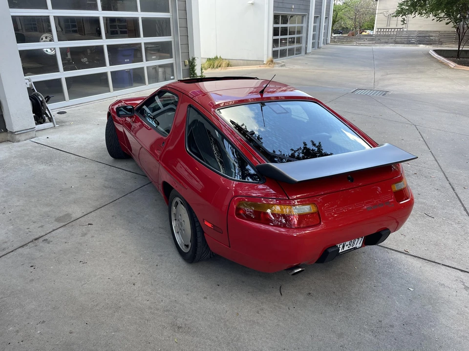 1987 Porsche 928 S4 - Image 6 of 31