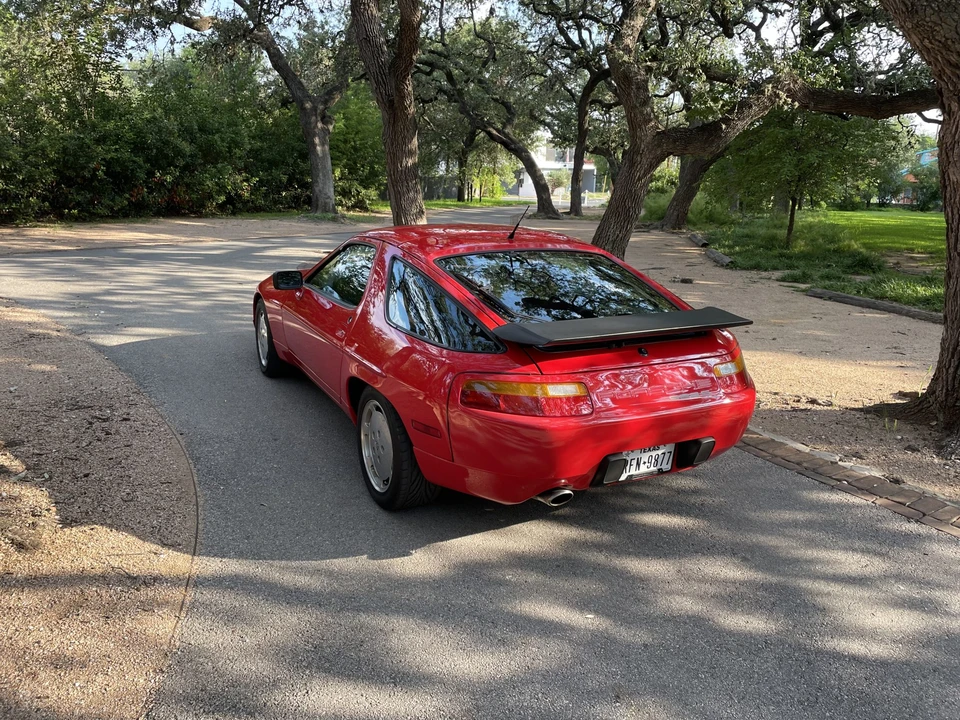 1987 Porsche 928 S4 - Image 4 of 31