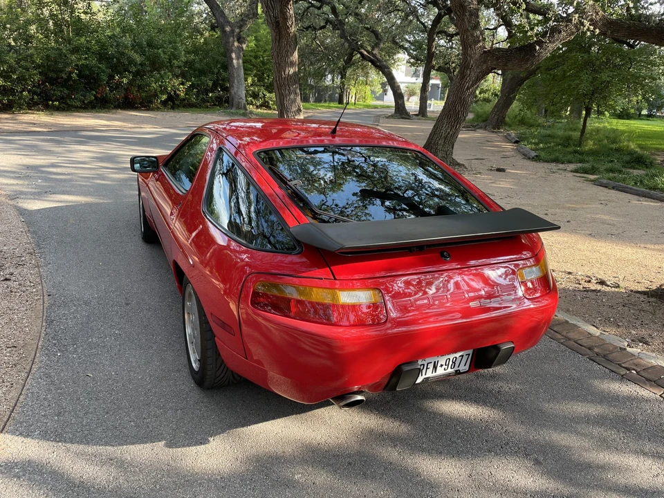 1987 Porsche 928 S4 - Image 5 of 31