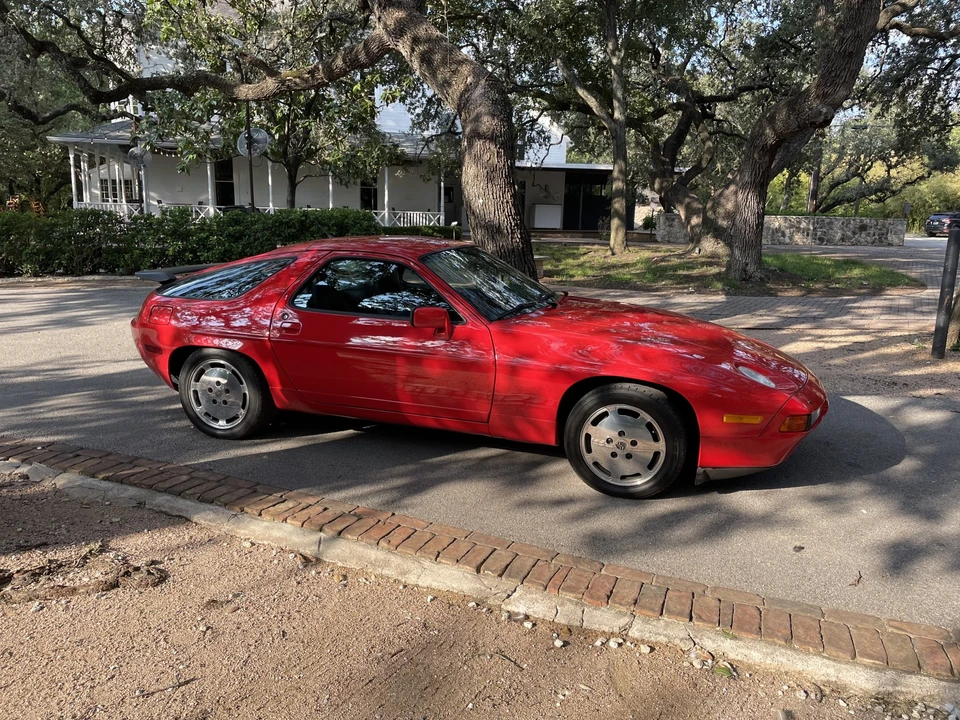 1987 Porsche 928 S4 - Image 8 of 31